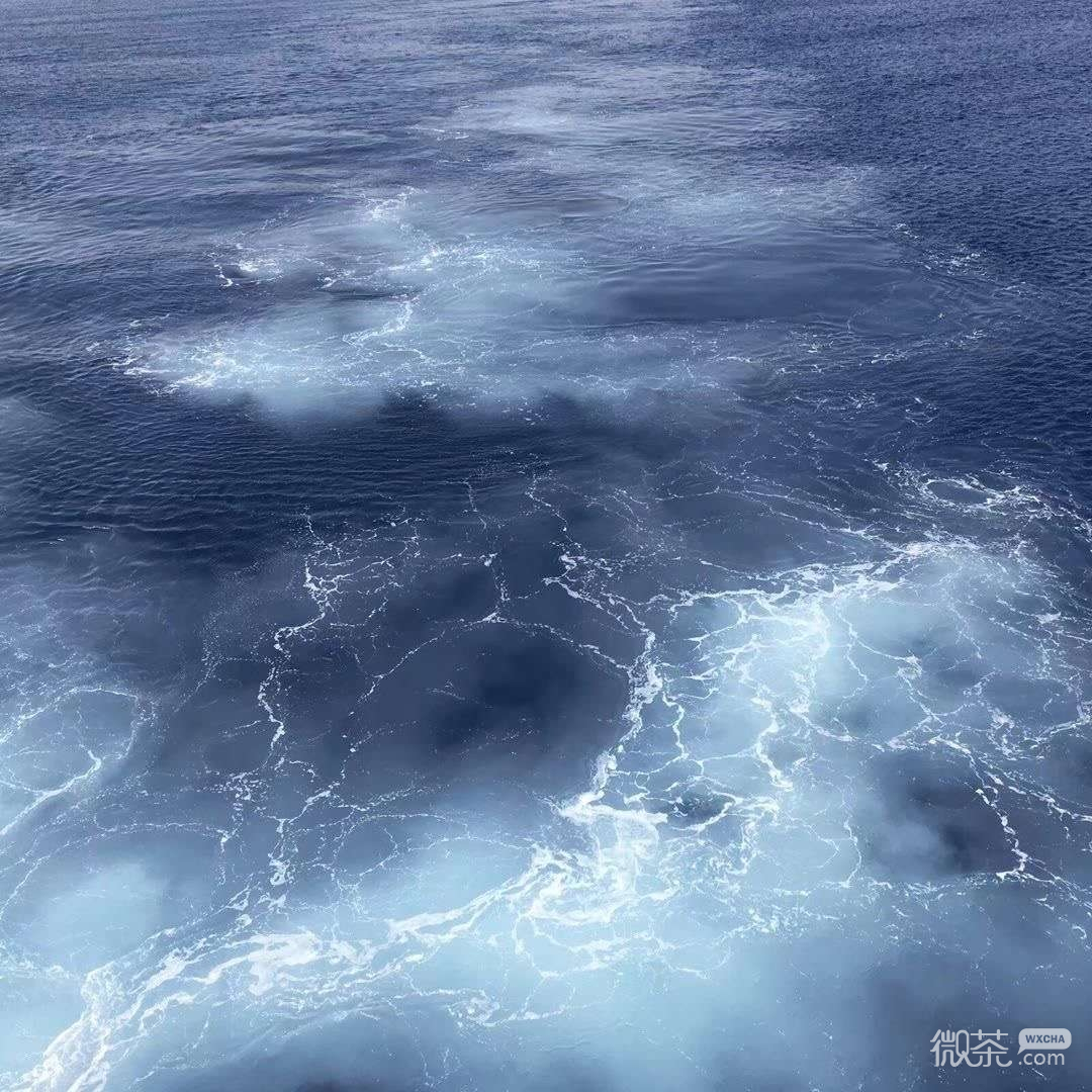 微信蓝色系大海朋友圈配图