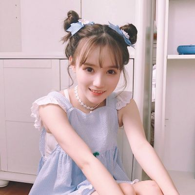 可爱18岁青春女生微信头像