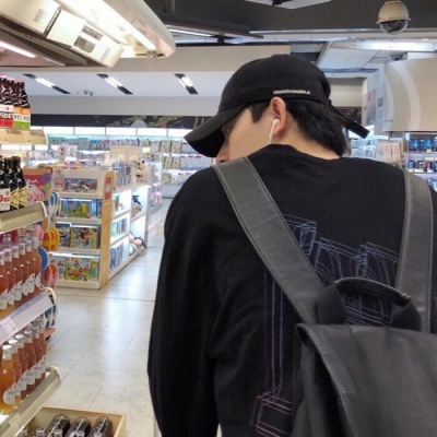 霸气十足的帅气男生头像