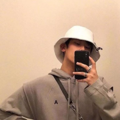 霸气十足的帅气男生头像