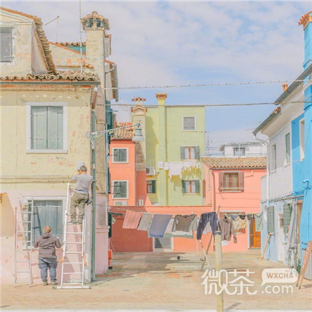 十一旅游糖果色的城市唯美个性微信朋友圈配图