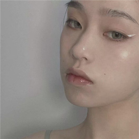 沙雕可爱有趣的女生微信头像