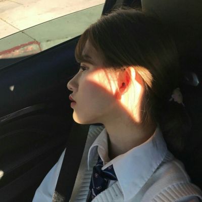 可爱青春超酷的女生微信头像