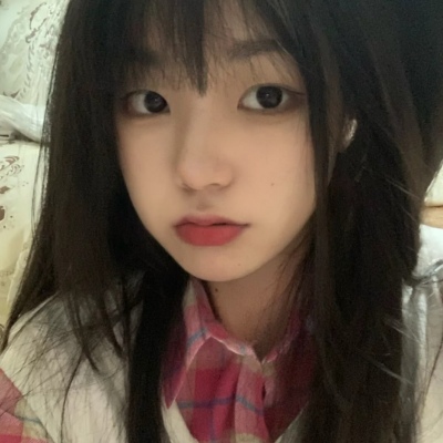 很可爱的美女女生微信头像