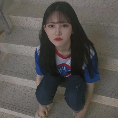 温柔青春好看的女生微信头像