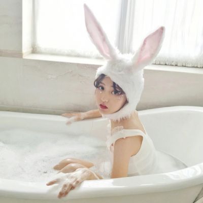 可爱青春超酷的女生微信头像