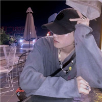 拽酷个性男生微信头像