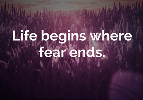 励志英文字个性微信聊天背景图