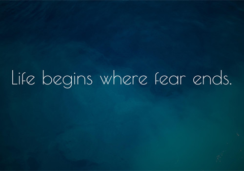 励志英文字个性微信聊天背景图