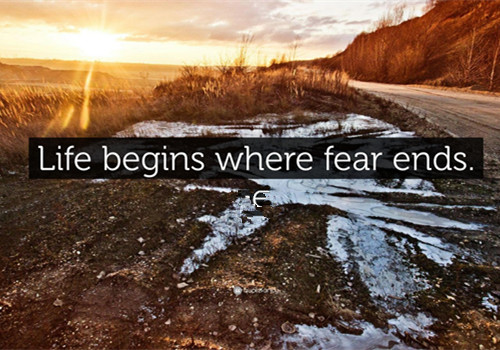 励志英文字个性微信聊天背景图