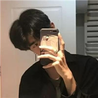 酷风格的帅气男生微信头像