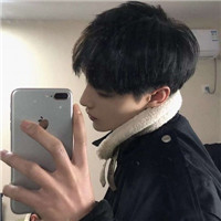 帅气个性简单男生微信头像