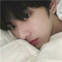 简单干净男生微信头像