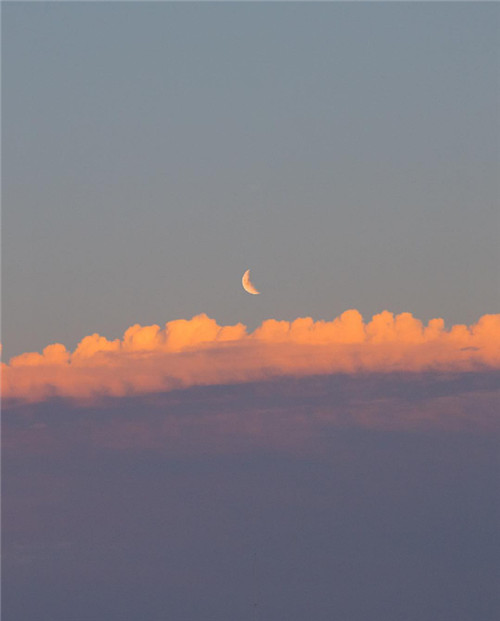 黄昏唯美意境微信素材图片