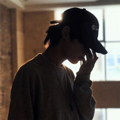 超帅冷酷男神侧脸杀微信头像