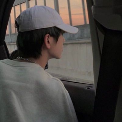 超帅冷酷男神侧脸杀微信头像