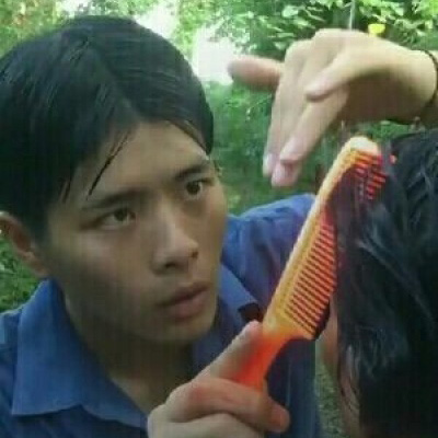 史上最搞笑最皮的情侣微信头像