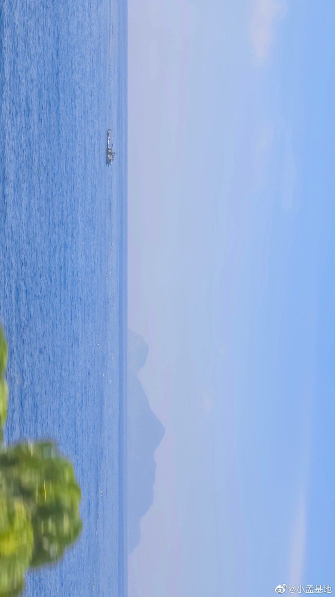 清新明亮有意境的微信聊天背景图