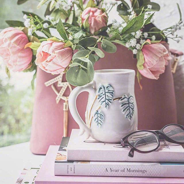 清新文静干净高雅的微信朋友圈配图