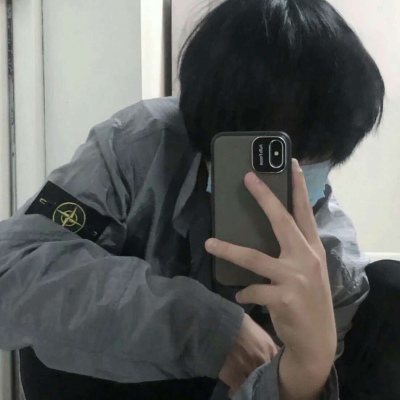 让人看到就很难过崩溃伤感微信头像