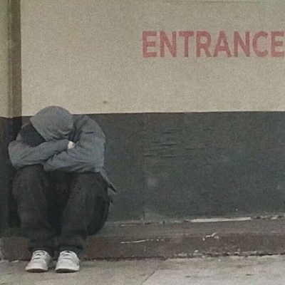 让人看到就很难过崩溃伤感微信头像