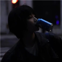 ins超酷超拽帅气男生微信头像