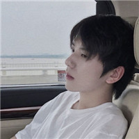 小清新帅气简单的男生微信头像