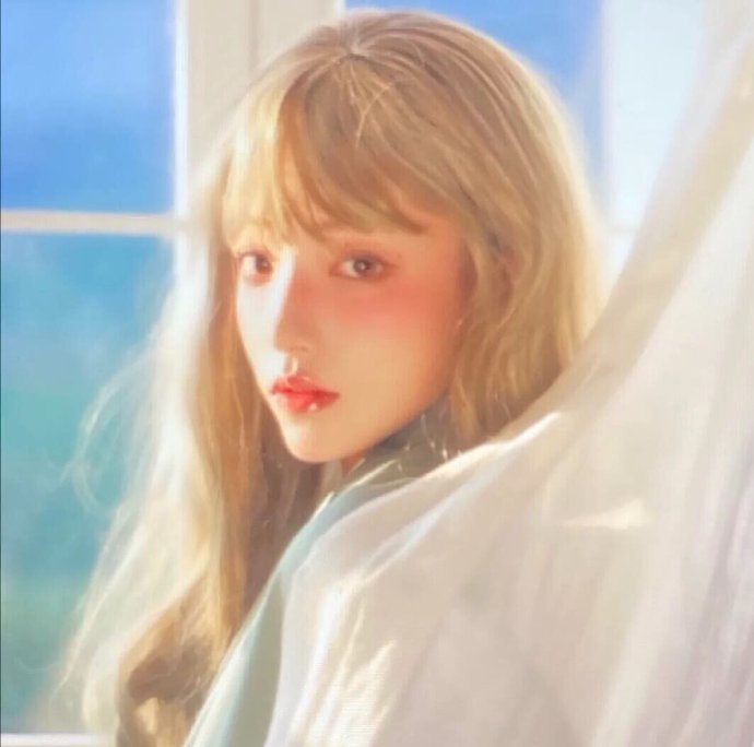 个性酷酷的复古女生微信头像