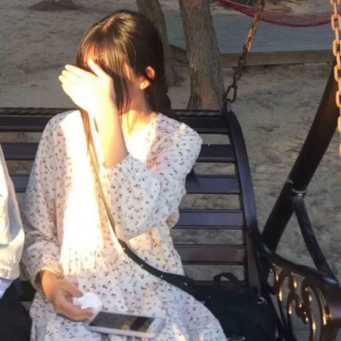 清新唯美复古的女生微信头像