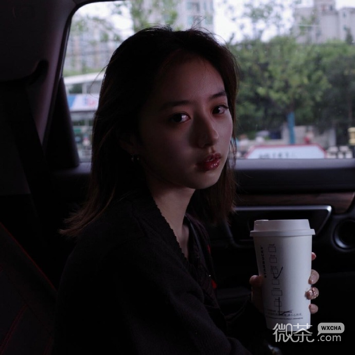 好看清新成熟的女生微信头像