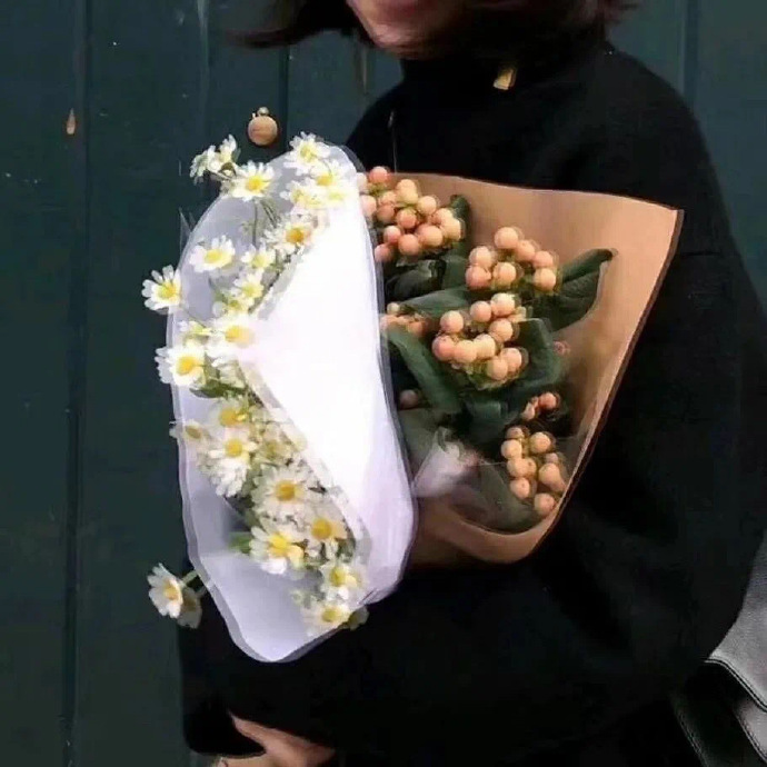 深沉伤感文艺的微信聊天背景图