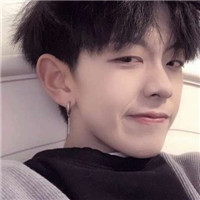 干净帅气简单好看男生微信头像