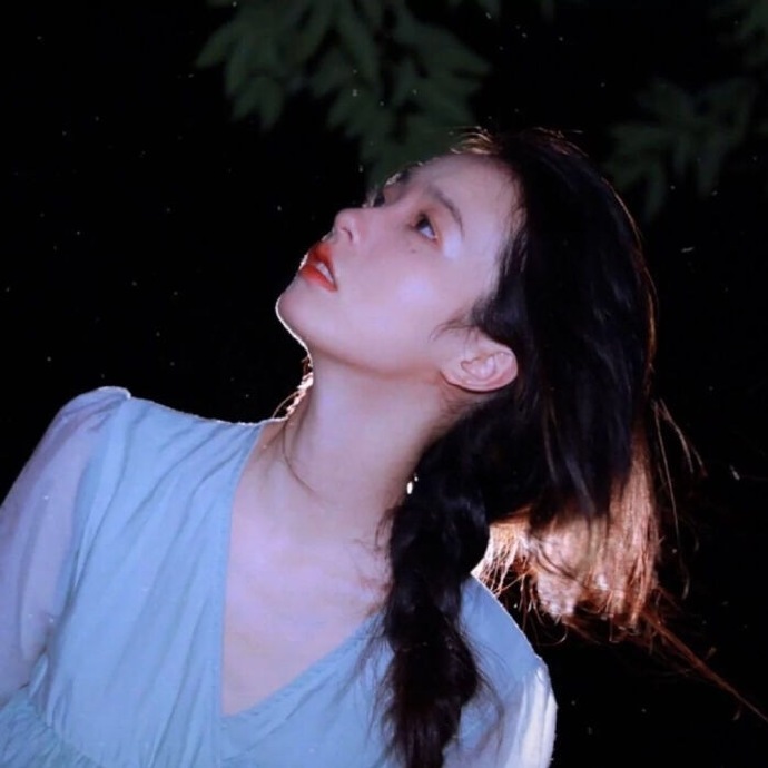 闺蜜可爱青春的微信头像