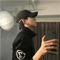 超酷高冷个性男生微信头像