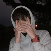 帅气阳光闪光的男生微信头像