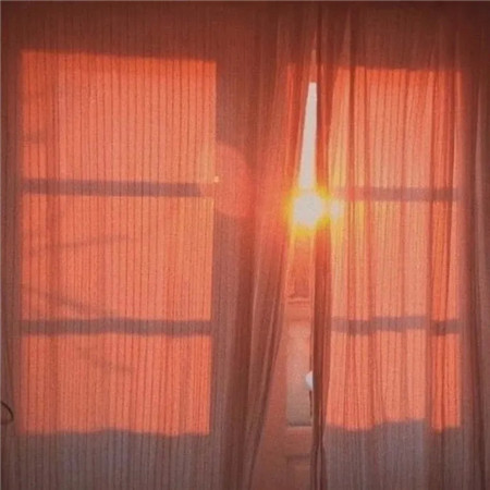 瞬间爱上的高级感浪漫微信背景图