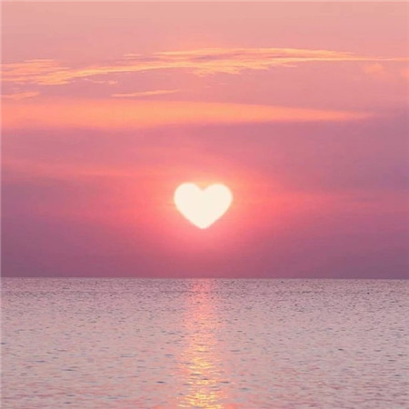 瞬间爱上的高级感浪漫微信背景图