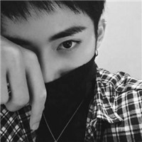 黑白个性伤感男生微信头像