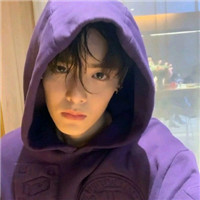 超帅气魅力网红男生个性微信头像