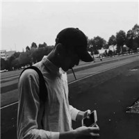 黑白个性人气时尚超酷男生微信头像