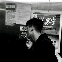 黑白个性人气时尚超酷男生微信头像