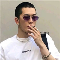 抖音超酷时尚男生微信头像