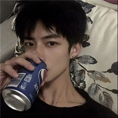 惊艳小众的男头像