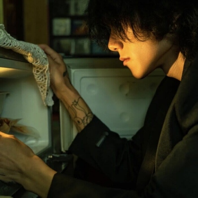 高颜值的个性男生微信头像