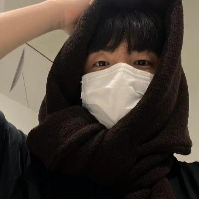 最火高冷气质男生头像