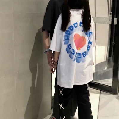 潮流的夏季情侣微信头像