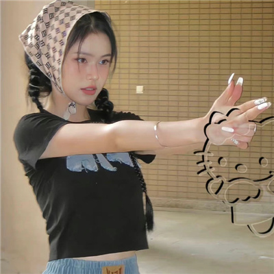 高冷耐看高清女生头像