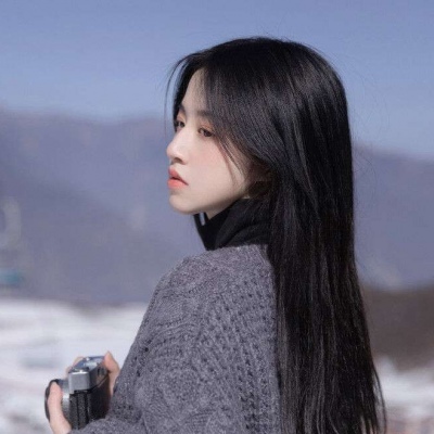 有魅力的气质干净女生微信头像