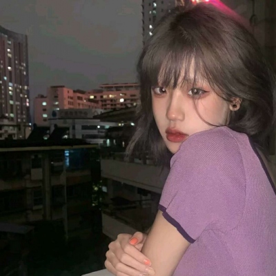 可爱甜美夏季女生微信头像