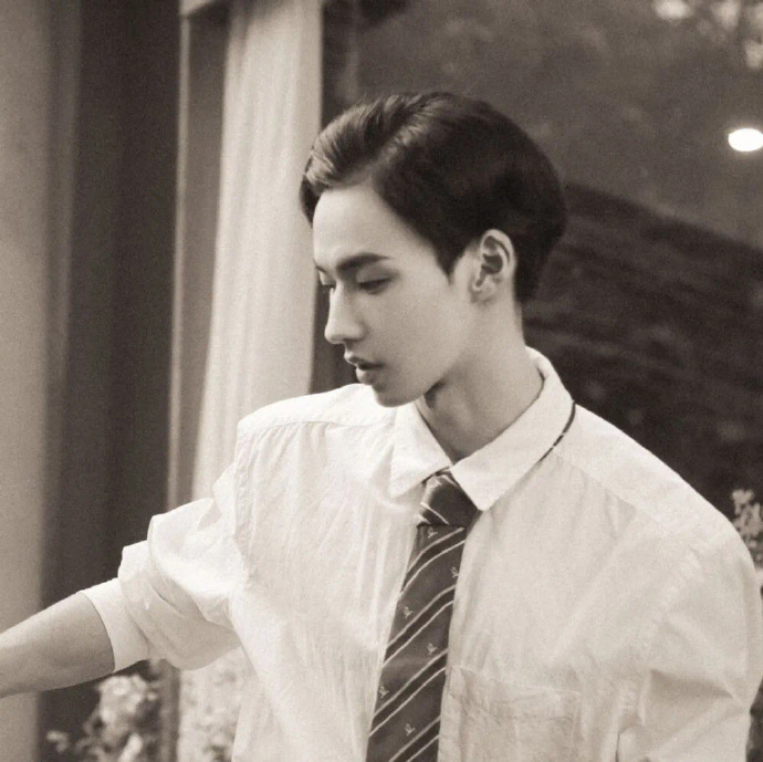 甜蜜低调的微信情侣头像